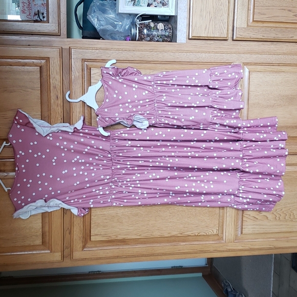 Mommy and Me Dresses size M and 2T - Picture 4 of 4